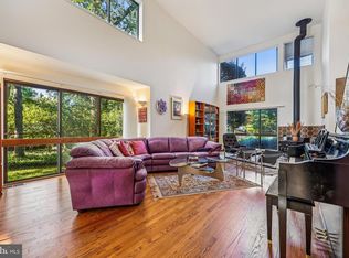 9305 Friars Rd, Bethesda, MD 20817