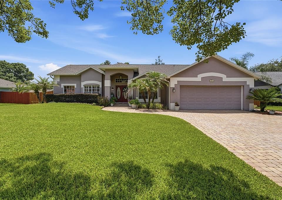 1st image of 803 PINE MEADOWS ROAD