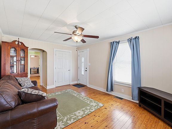 5th image of 817 Bellows Mill Rd
