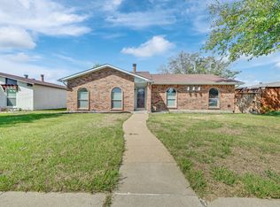 1525 Meandering Way, Garland, TX 75040