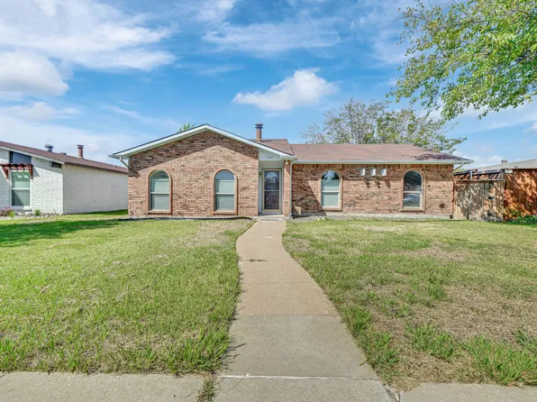 1525 Meandering Way, Garland, TX 75040
