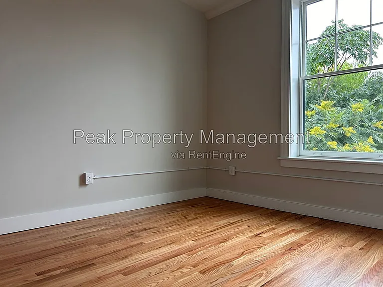 2 E Broad St #206 — Photo 4