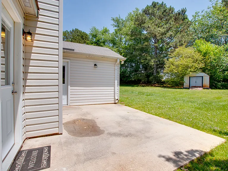 238 Barberry Ln — Photo 19
