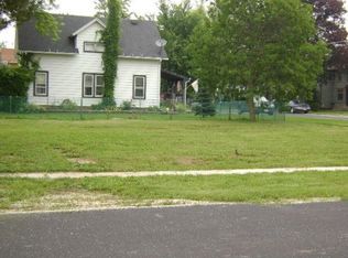 804 12th Ave, Union Grove, WI 53182