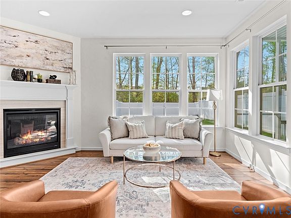 4th image of 4026 Tin Roof Way