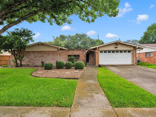 9827 Astronaut Dr, San Antonio, TX 78217