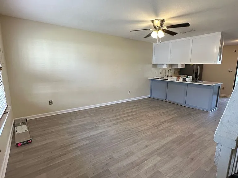 301 S Lipona Rd #24 — Photo 6