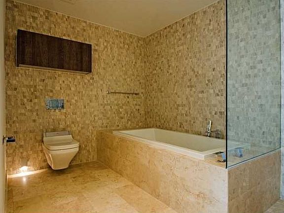 4th image of 68 SE 6th St APT 2417
