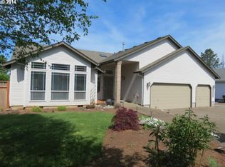 18999 Cathy Adams Dr, Oregon City, OR 97045