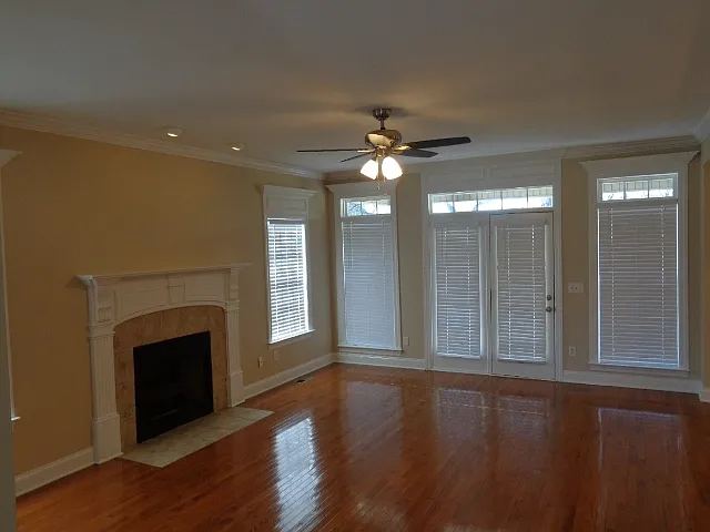 3024 Silver Springs Ct — Photo 5