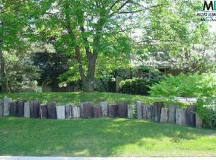 4505 Tanbark St W, Bloomfield Hills, MI