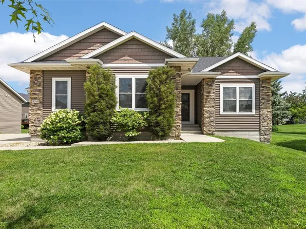 4310 Carpenter Rd NE, Cedar Rapids, IA 52411
