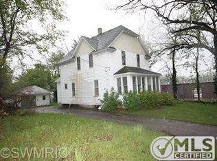 3017 S Burdick St, Kalamazoo, MI 49001