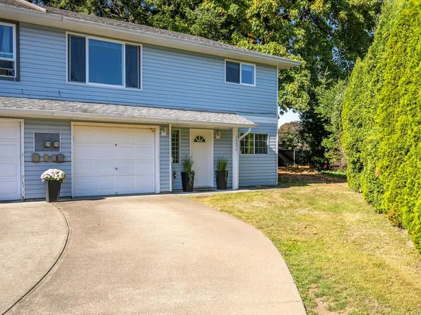 4657 Valecourt Cres #B, Courtenay, BC V9N 7W6