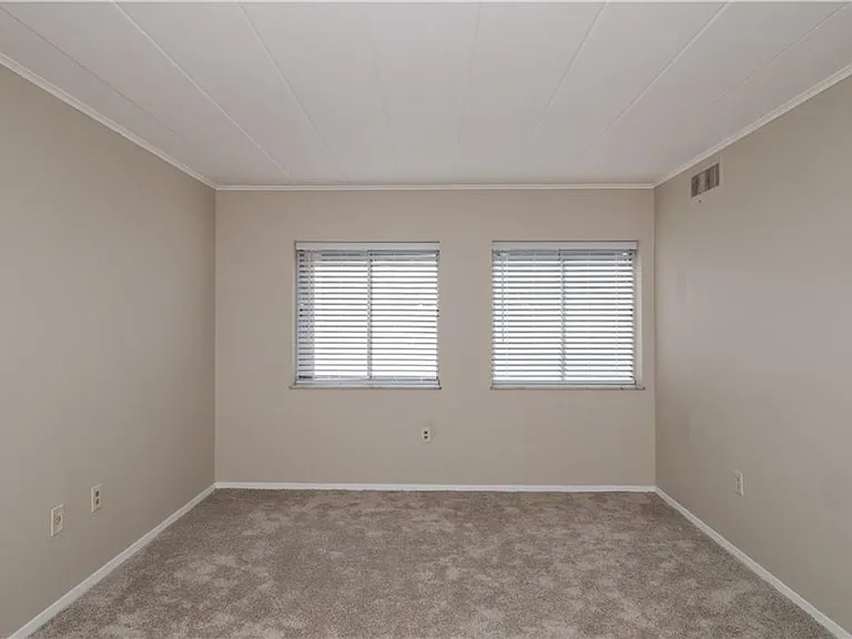 1005 Woodrow Ave #2C — Photo 16