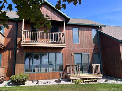 396 Harbor View Dr APT 2, Manistique, MI, 49854