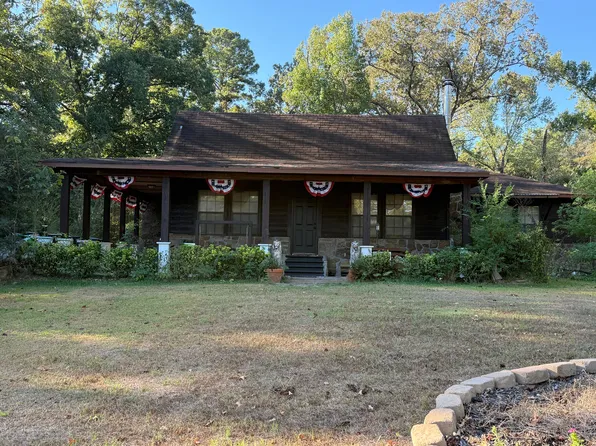 10040 Us Highway 79 N, De Berry, TX 75639