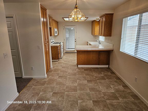 3rd image of 3605-3607-3609 3611th W