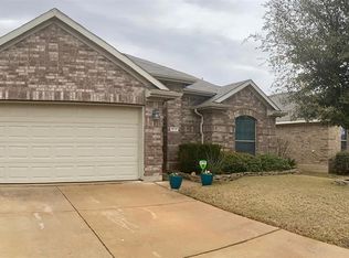 1717 Birds Eye Rd, Fort Worth, TX 76177