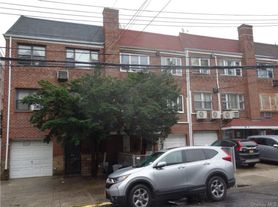 41-17 147th St