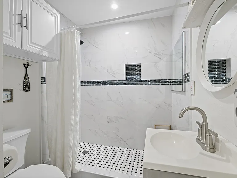 Mount Alifan Pl — Photo 22