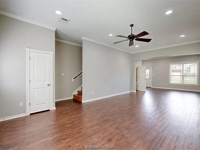 2706 Horse Haven Ln — Photo 5