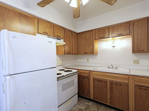 5th image of 1227 D St #6