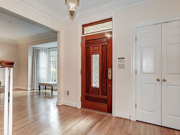 Large Entry Foyer