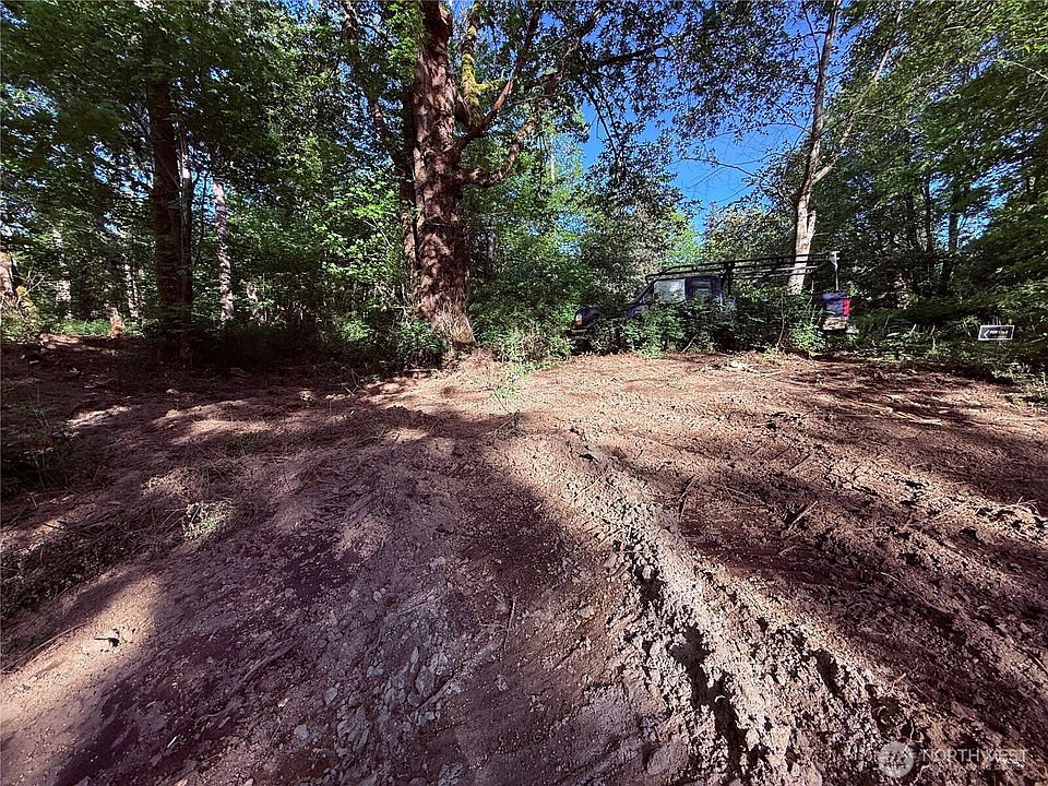 1st image of 75 F Beach Way