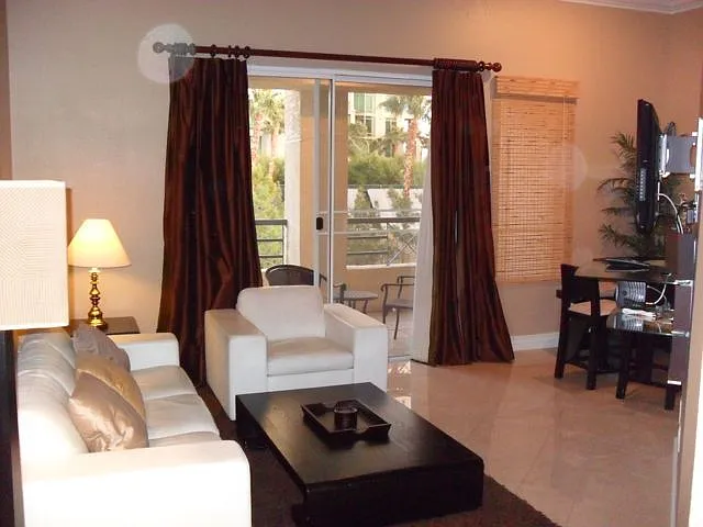 260 E Flamingo Rd #329