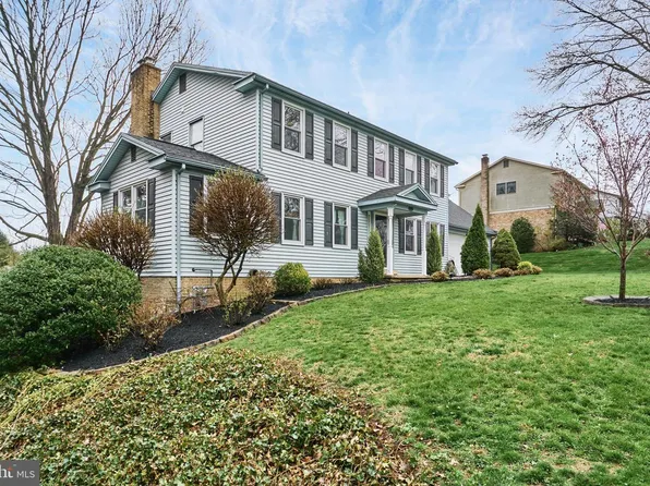 932 Shiremont Dr, Mechanicsburg, PA 17050