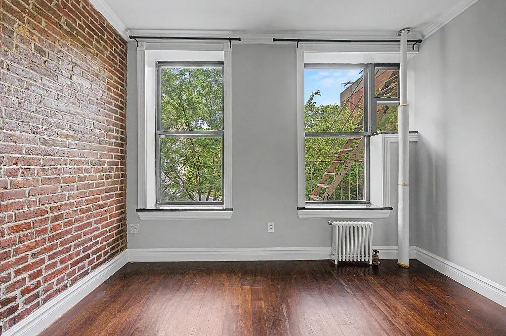 221 Mott Street — Photo 4