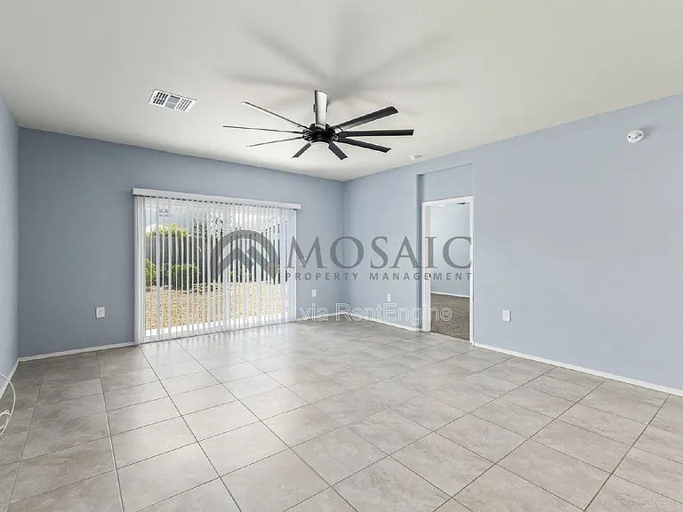 35349 W San Alvarez Ave — Photo 10