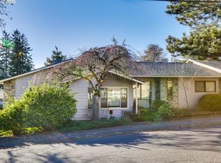 8407 SW 30th Ave, Portland, OR 97219