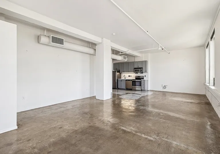 Arrive Broadway Lofts — Photo 46