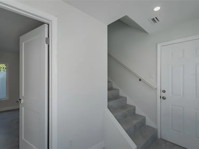 310 Hibiscus St #B — Photo 13