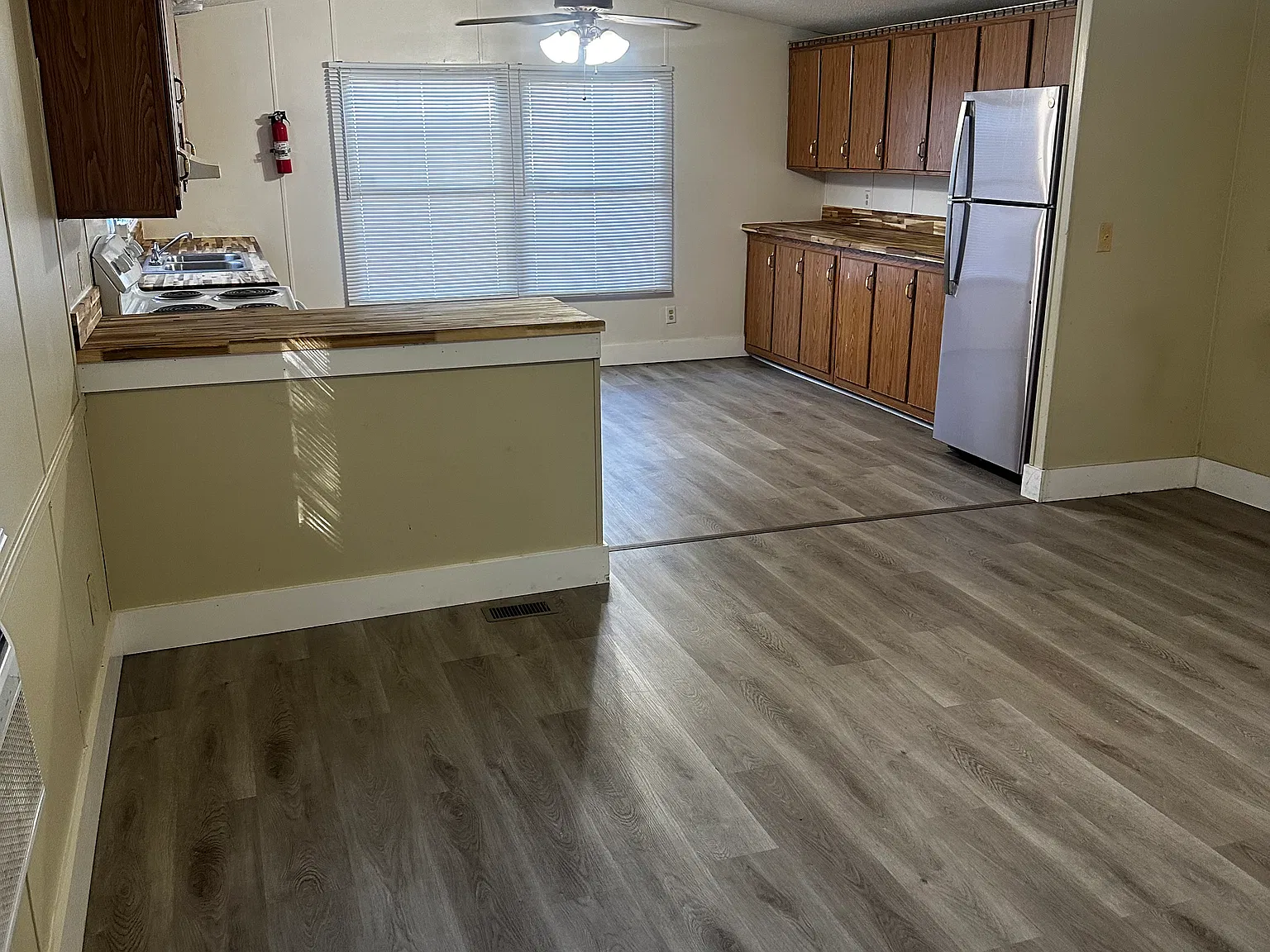 2 bed, 1015 sqft, $1,000 — Photo 2