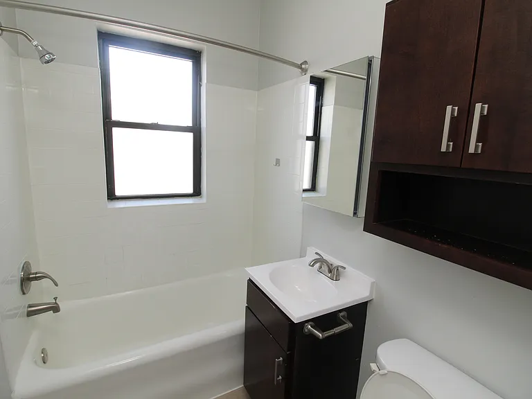 1542 W Waveland Ave #1 — Photo 10