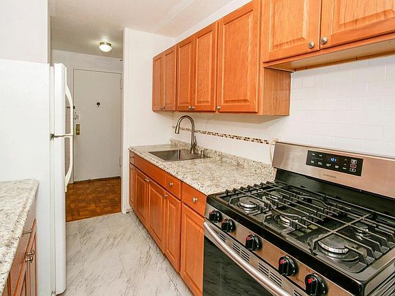 4th image of 290 W 232nd St APT 6B