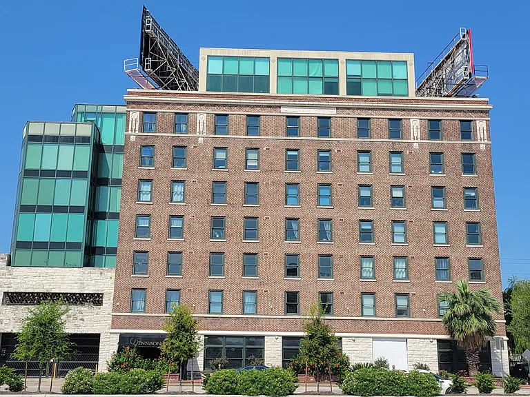 Tennison Lofts — Photo 2