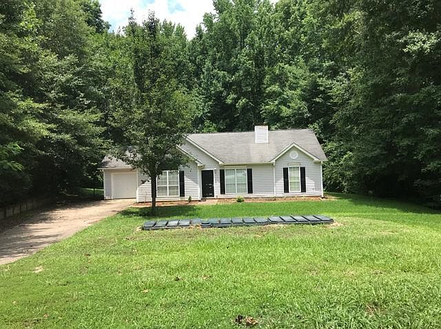 1st image of 172 Saint James Pl