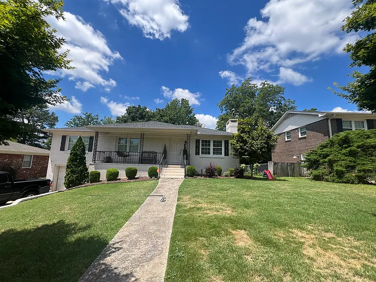 532 Edgeknoll Dr — Photo 1