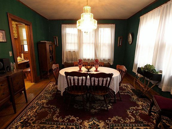 5th image of 1112 Beech Ave