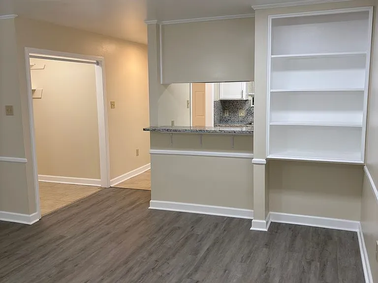 8144 Jefferson Park Dr #A-D — Photo 5