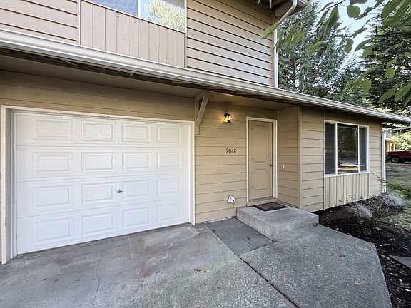 3rd image of 9028 10th Pl SE