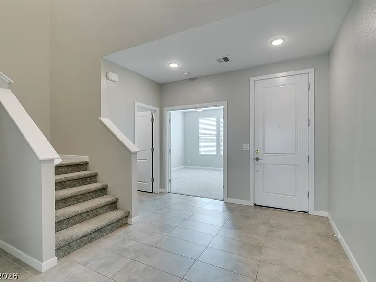 520 Founders Creek Ave — Photo 5
