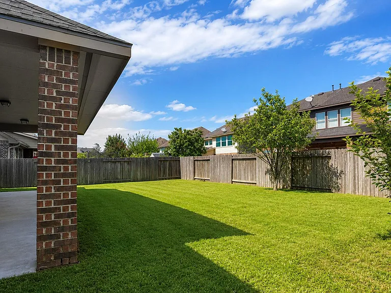 3303 Belmont River Ln — Photo 45