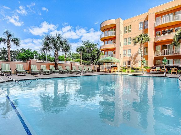 2nd image of 3505 Sage Rd Unit 1702