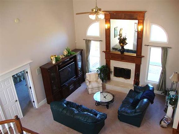 4th image of 6520 Stacey Hollow Way