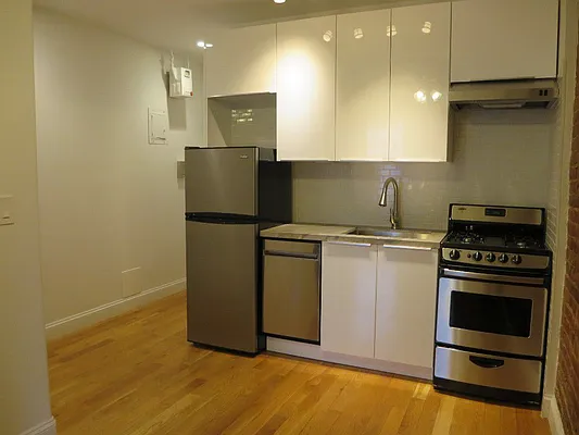 Rented by Centric New York | media 25